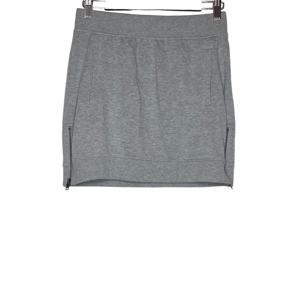 Fabletics Grey Knit Mini Skirt Size Small Two Side Pockets‎
